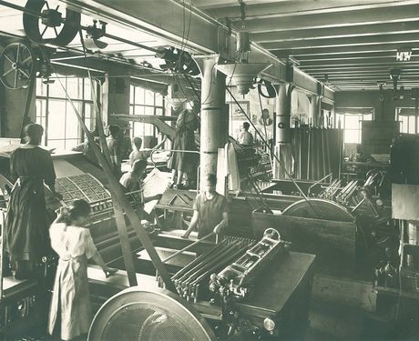 Sala de máquinas, prensas rápidas